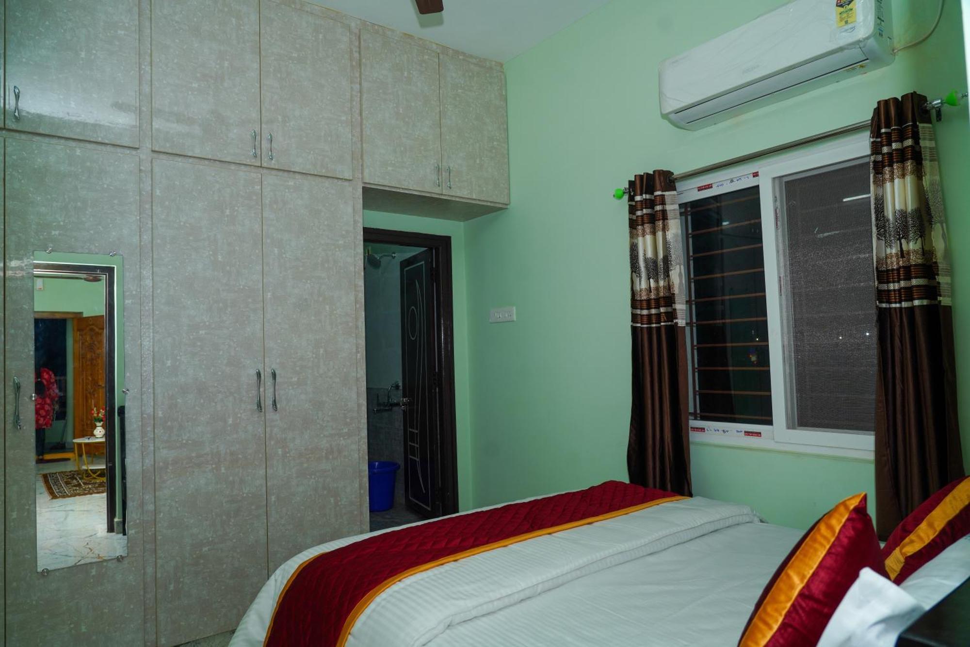 Mithra'S Homestay Near Padmavathi Ammavari Temple Tirupati Exterior photo